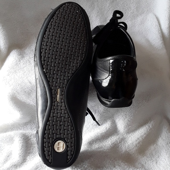 Cole Haan flats 😀😀😀Size 7.5 B - Picture 2 of 8